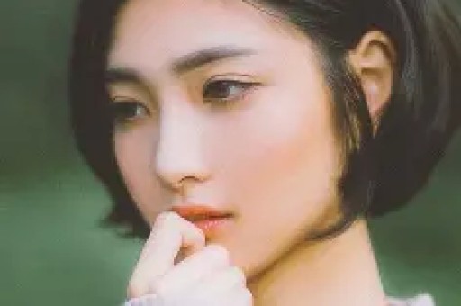 又曝4大瓜！因情伤割腕、知名女星退圈、减肥进急诊 黄晓明最意外